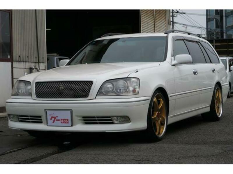 TOYOTA CROWN ESTATE