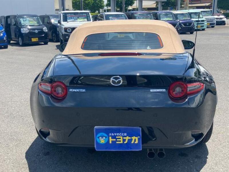 ROADSTER
