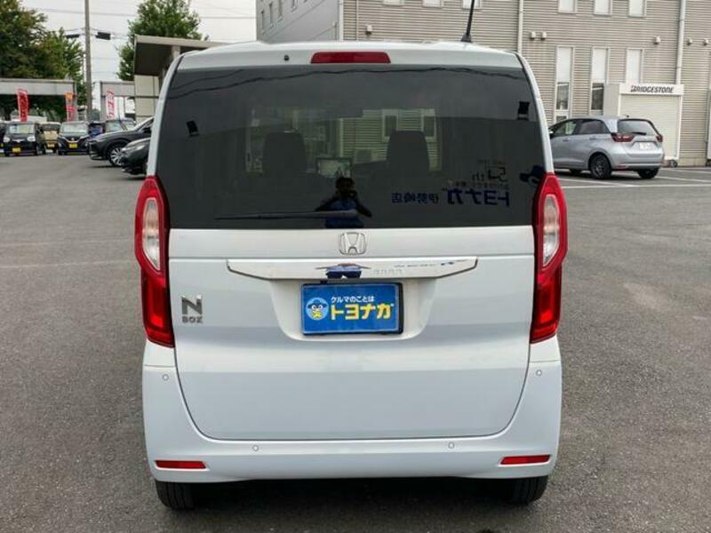 N BOX