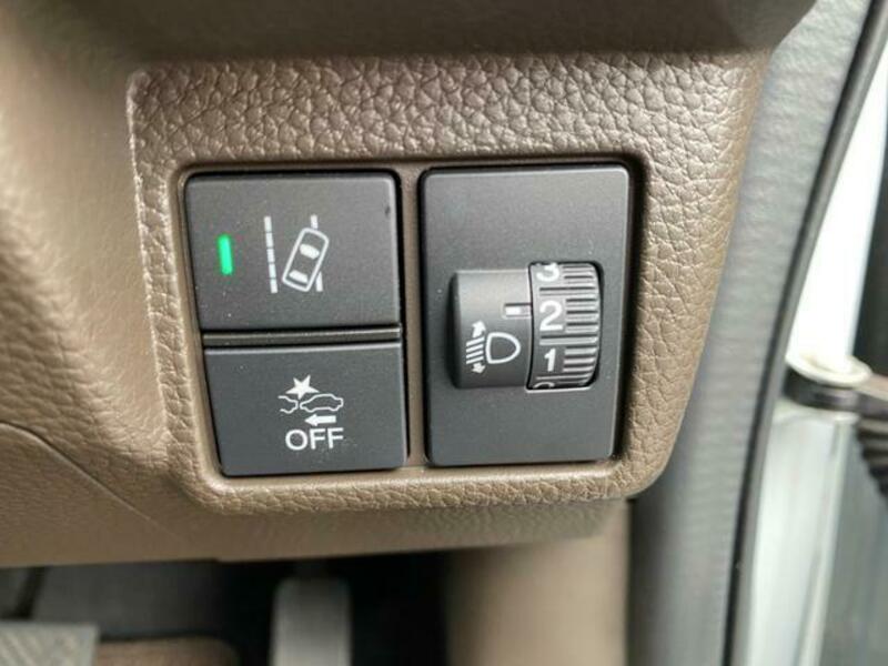 N BOX