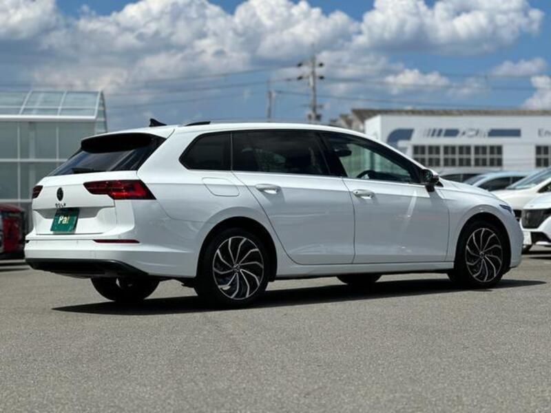 GOLF VARIANT
