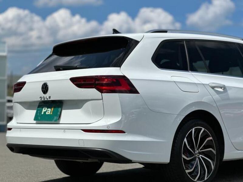 GOLF VARIANT