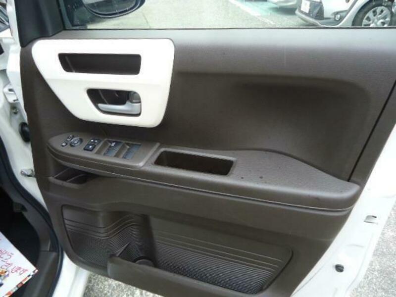 N BOX