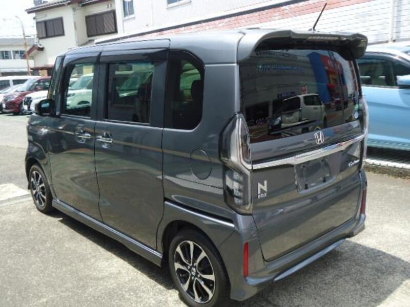 N BOX CUSTOM
