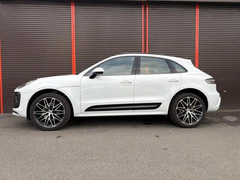 MACAN