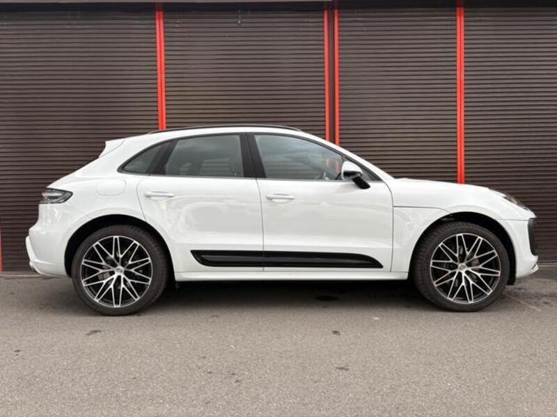 MACAN