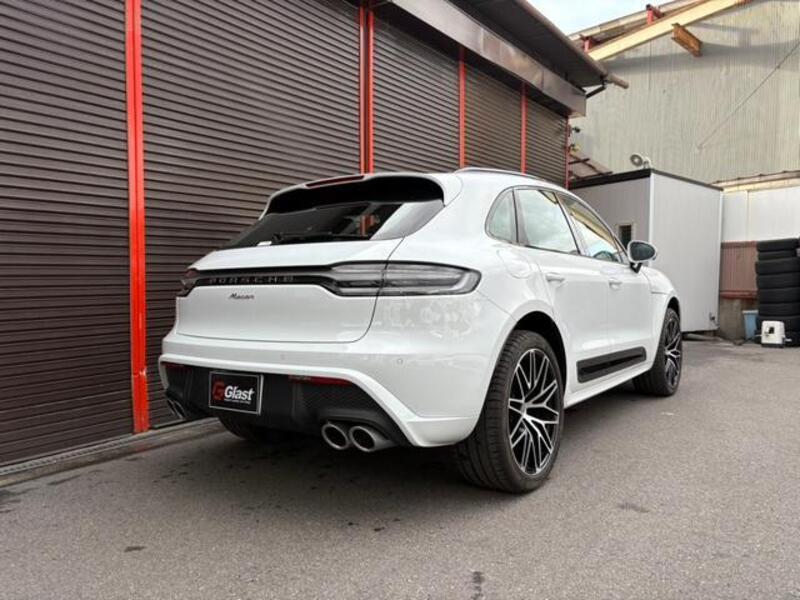 MACAN