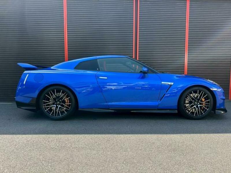 GT-R