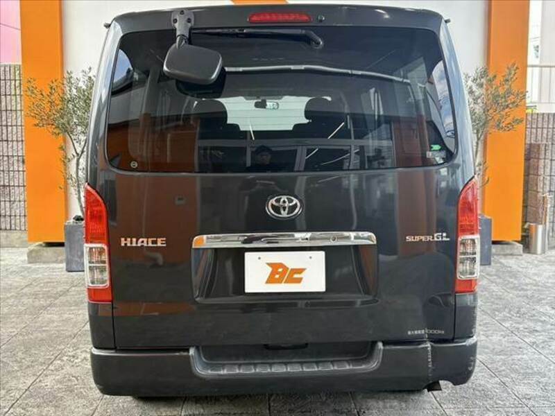 HIACE VAN