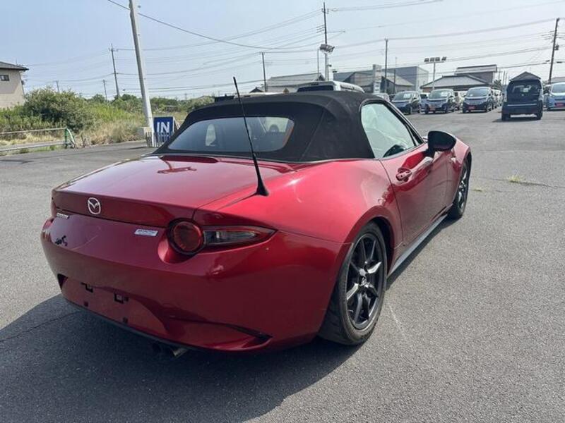 ROADSTER