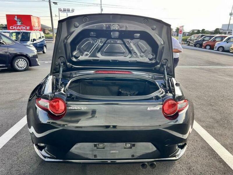 ROADSTER