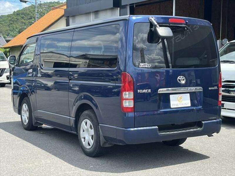 HIACE VAN