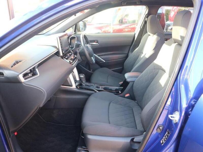 COROLLA CROSS