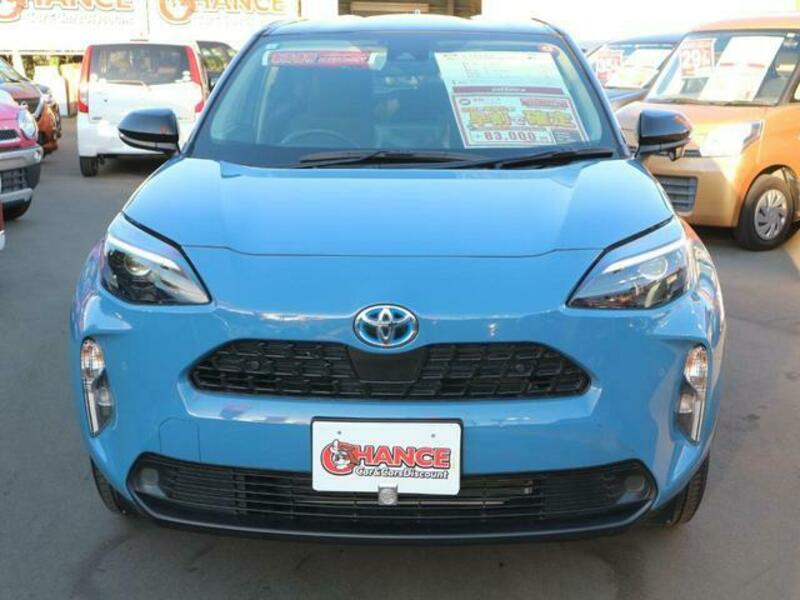 YARIS CROSS