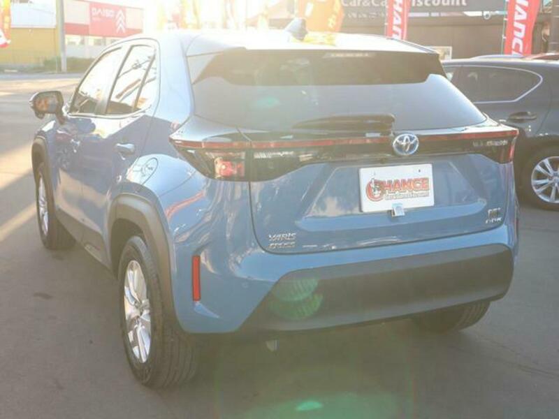 YARIS CROSS