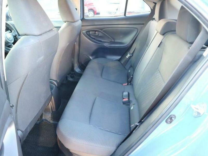YARIS CROSS