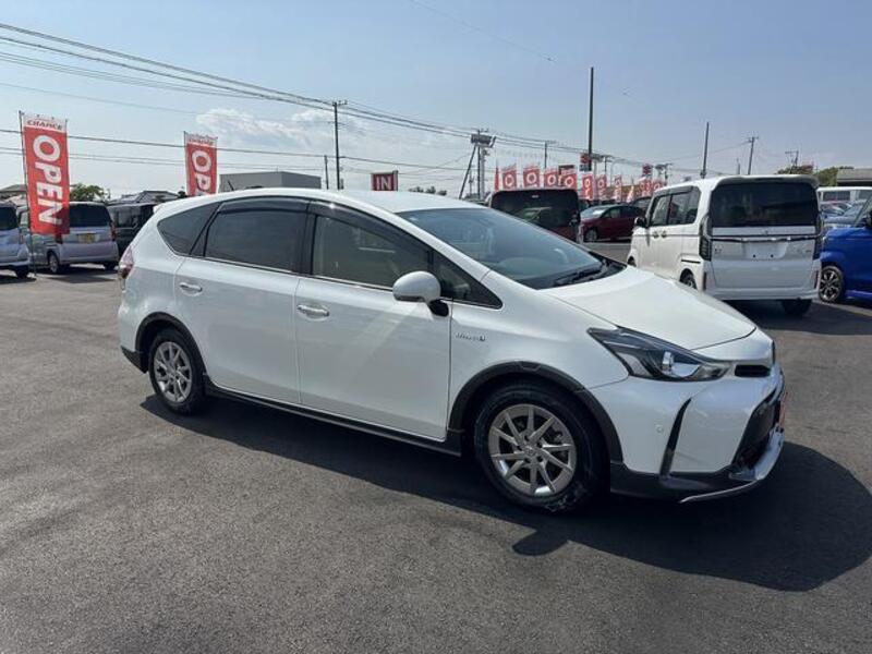 PRIUS ALPHA