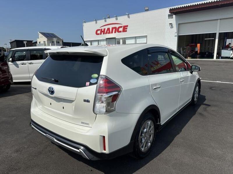 PRIUS ALPHA