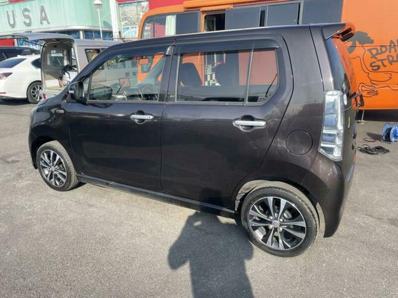 WAGON R