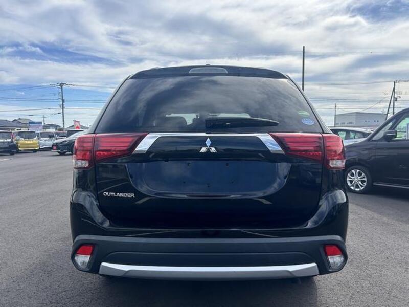 OUTLANDER