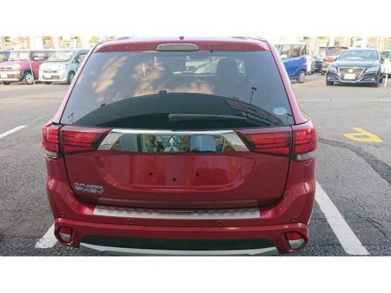 OUTLANDER PHEV