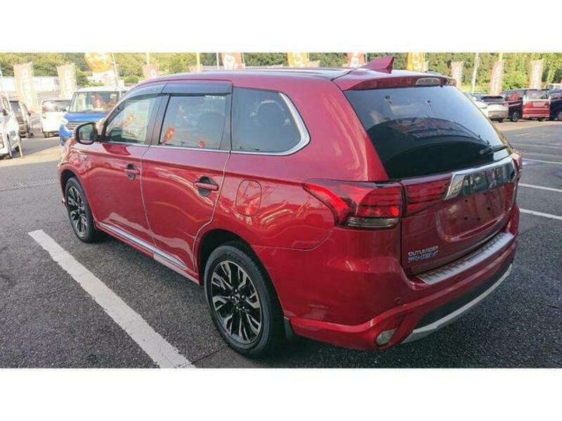 OUTLANDER PHEV