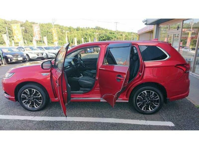 OUTLANDER PHEV