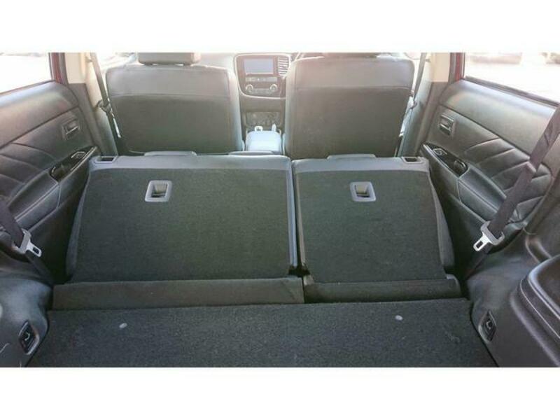 OUTLANDER PHEV