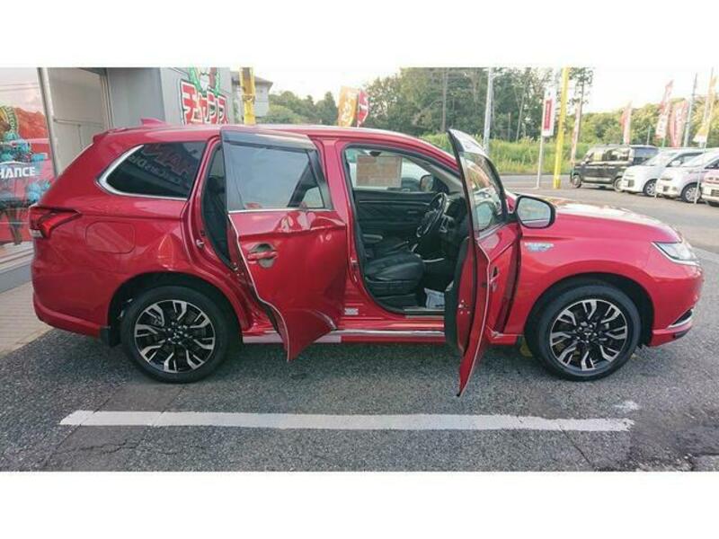 OUTLANDER PHEV