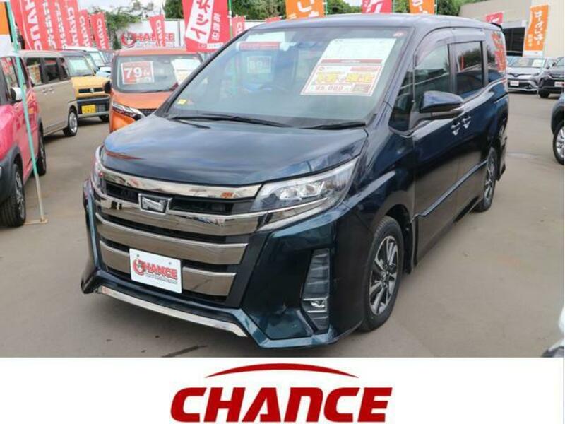 TOYOTA NOAH