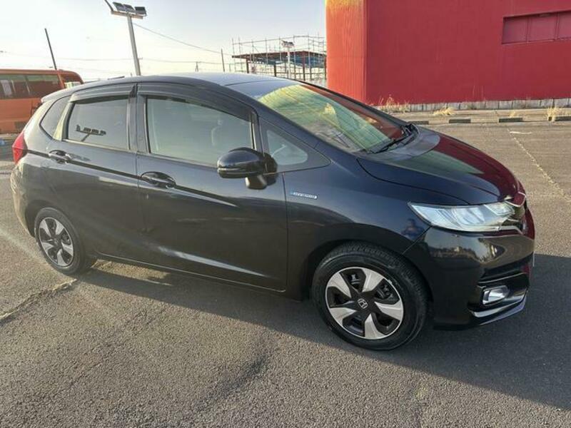 FIT HYBRID