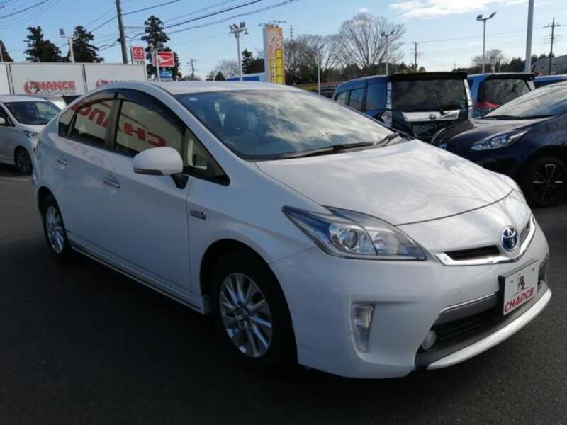 PRIUS PHV
