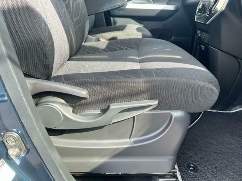 ROOMY