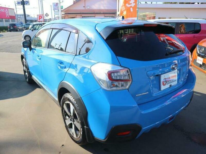 XV HYBRID