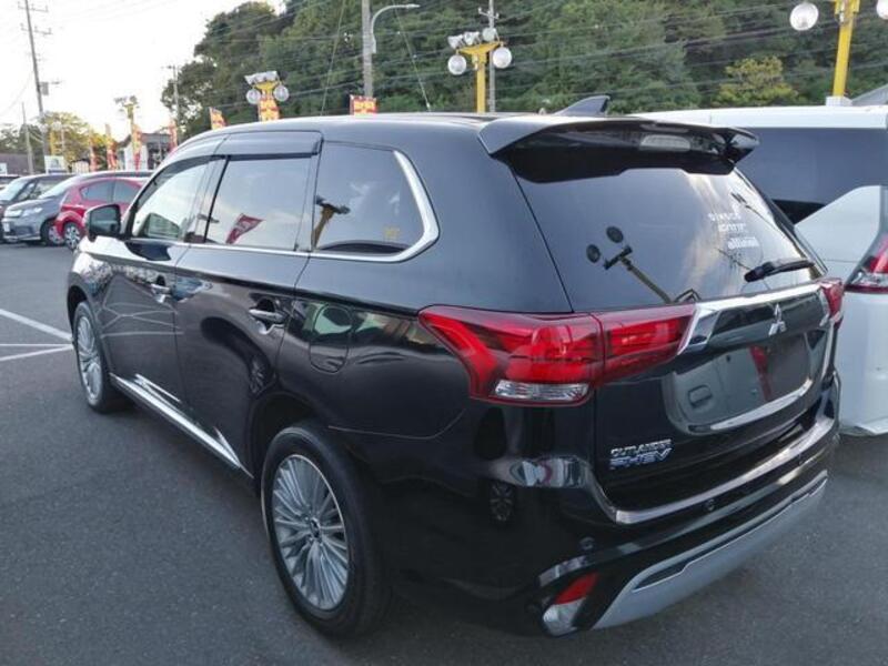 OUTLANDER PHEV