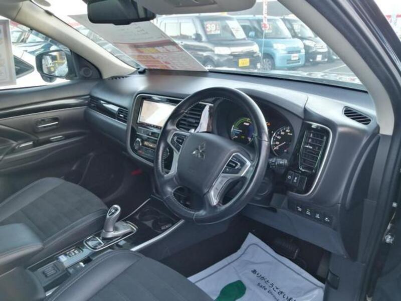 OUTLANDER PHEV