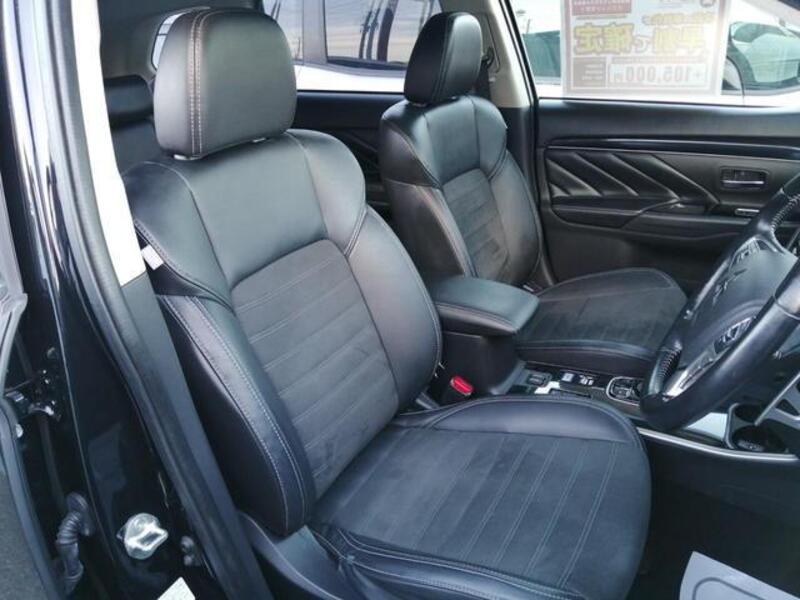 OUTLANDER PHEV