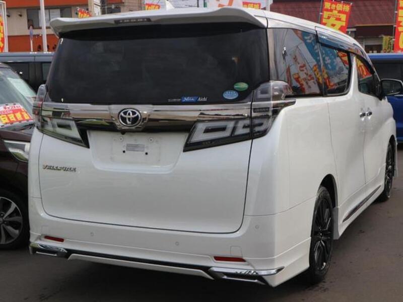 VELLFIRE