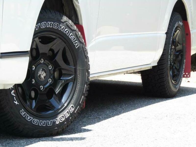 HIACE VAN