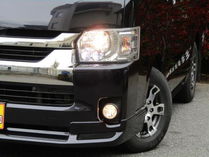 HIACE VAN