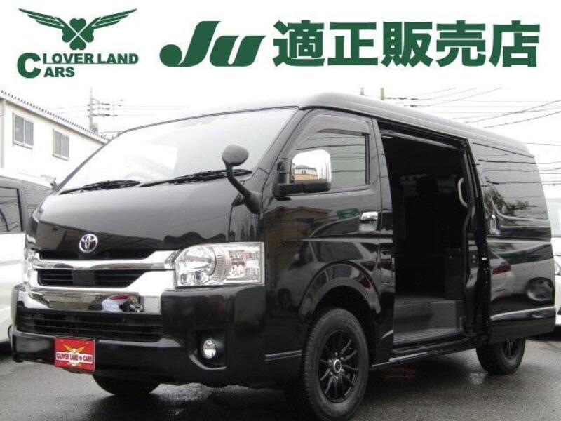 TOYOTA HIACE WAGON