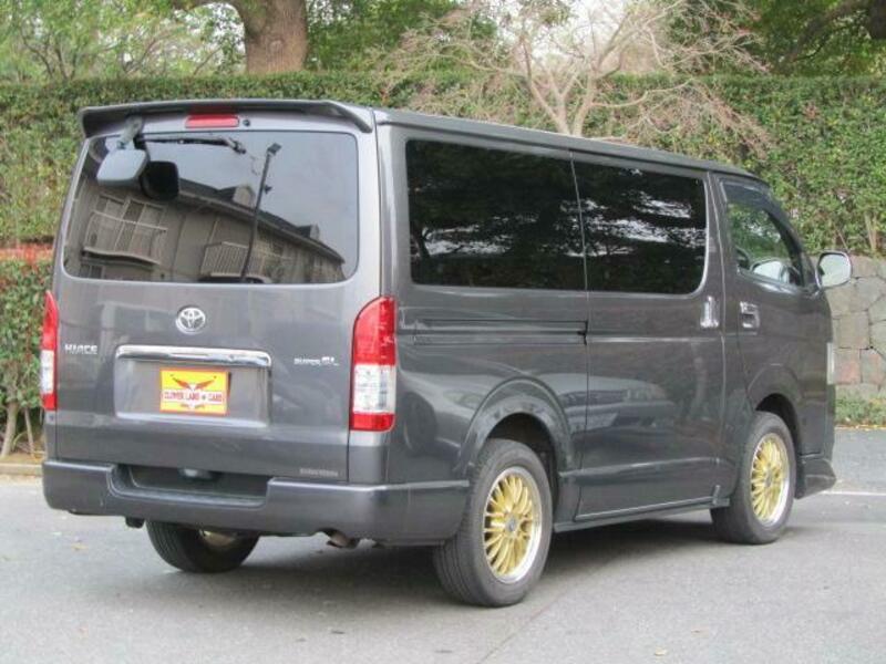 HIACE VAN