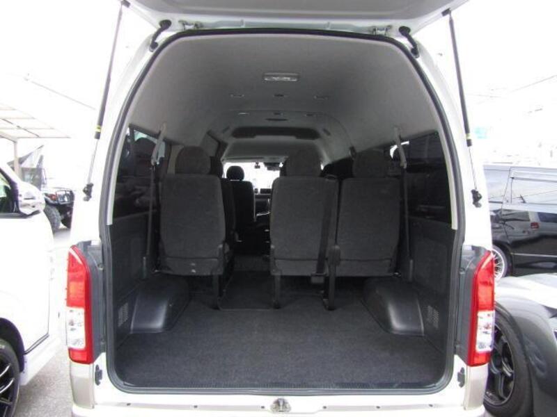 HIACE WAGON