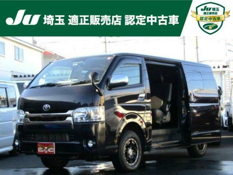 TOYOTA HIACE VAN