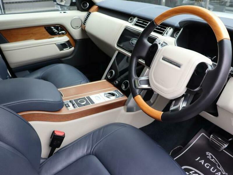 RANGE ROVER