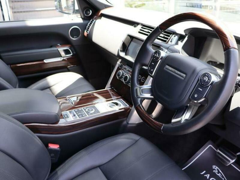 RANGE ROVER