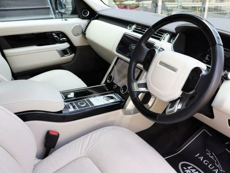 RANGE ROVER