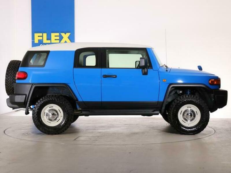 FJ CRUISER