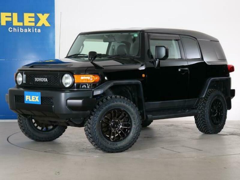 TOYOTA FJ CRUISER