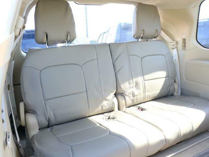 LAND CRUISER